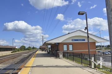 Photos of the Route 59 Metra station in Aurora, IL