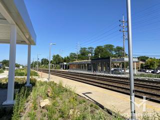 Clarendon Hills station in Clarendon Hills, IL