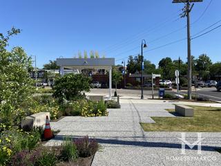 Clarendon Hills station in Clarendon Hills, IL