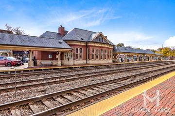 Photos of the Western Springs Metra station in Western Springs, IL
