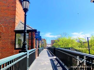 Hubbard Woods station in Winnetka, IL