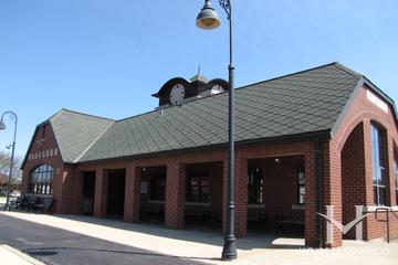 Photos of the Highwood Metra station in Highwood, IL