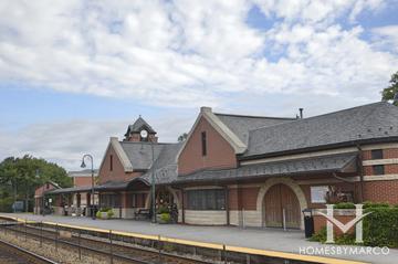 Photos of the Glenview Metra station in Glenview, IL