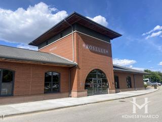 Roselle station in Roselle, IL
