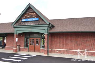 Photos of the Prairie View Metra station in Buffalo Grove, IL