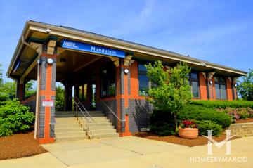 Photos of the Mundelein Metra station in Mundelein, IL